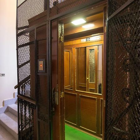 B&B Giovine Italia Rome Bagian luar foto