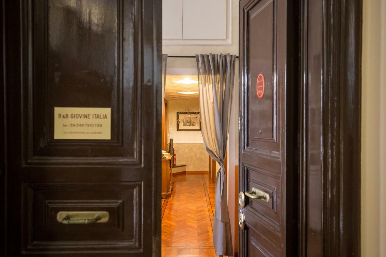 B&B Giovine Italia Rome Bagian luar foto
